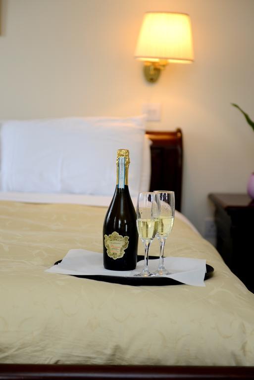 Hotel Ashbrook Arms Townhouse And Restaurant Durrow Camera foto