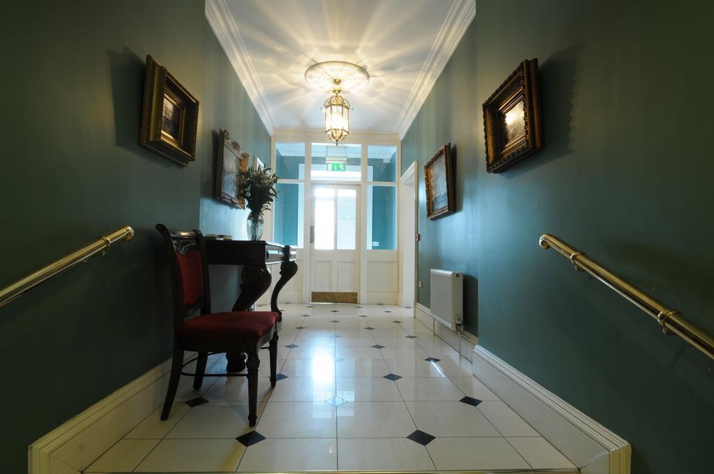 Hotel Ashbrook Arms Townhouse And Restaurant Durrow Esterno foto